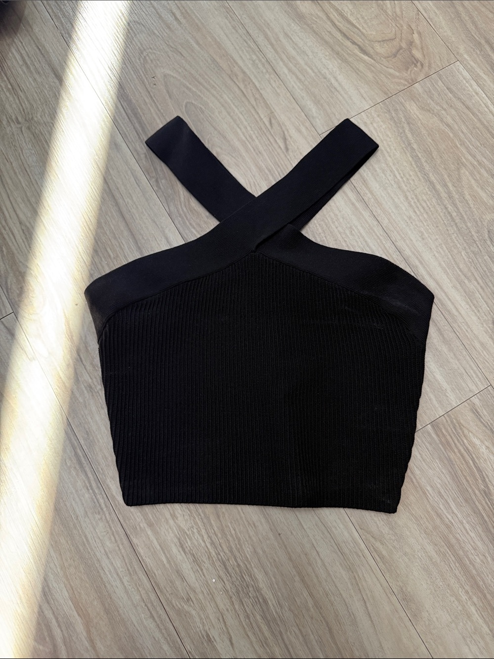 Babaton Black Crisscross Ribbed Crop Top (size S)